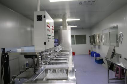 Opitika Coating Machine